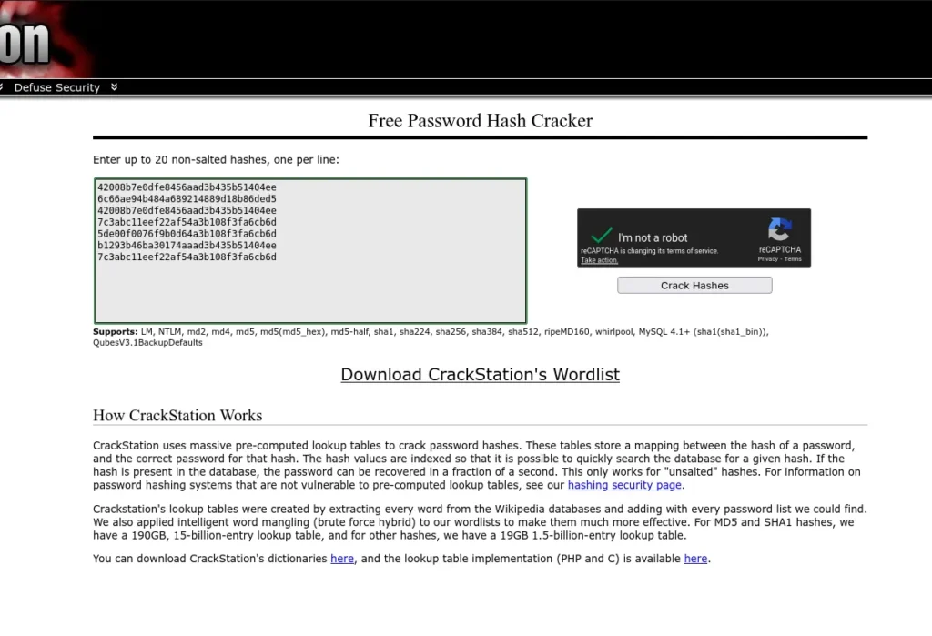 Zrzut ekranu: Hashe wklejone w CrackStation